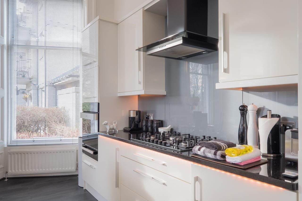 Marks At The Manor Luxury Riverside Apartments - Sleeps Up To 4, With Parking And Sky Tv Αμπερντήν Εξωτερικό φωτογραφία