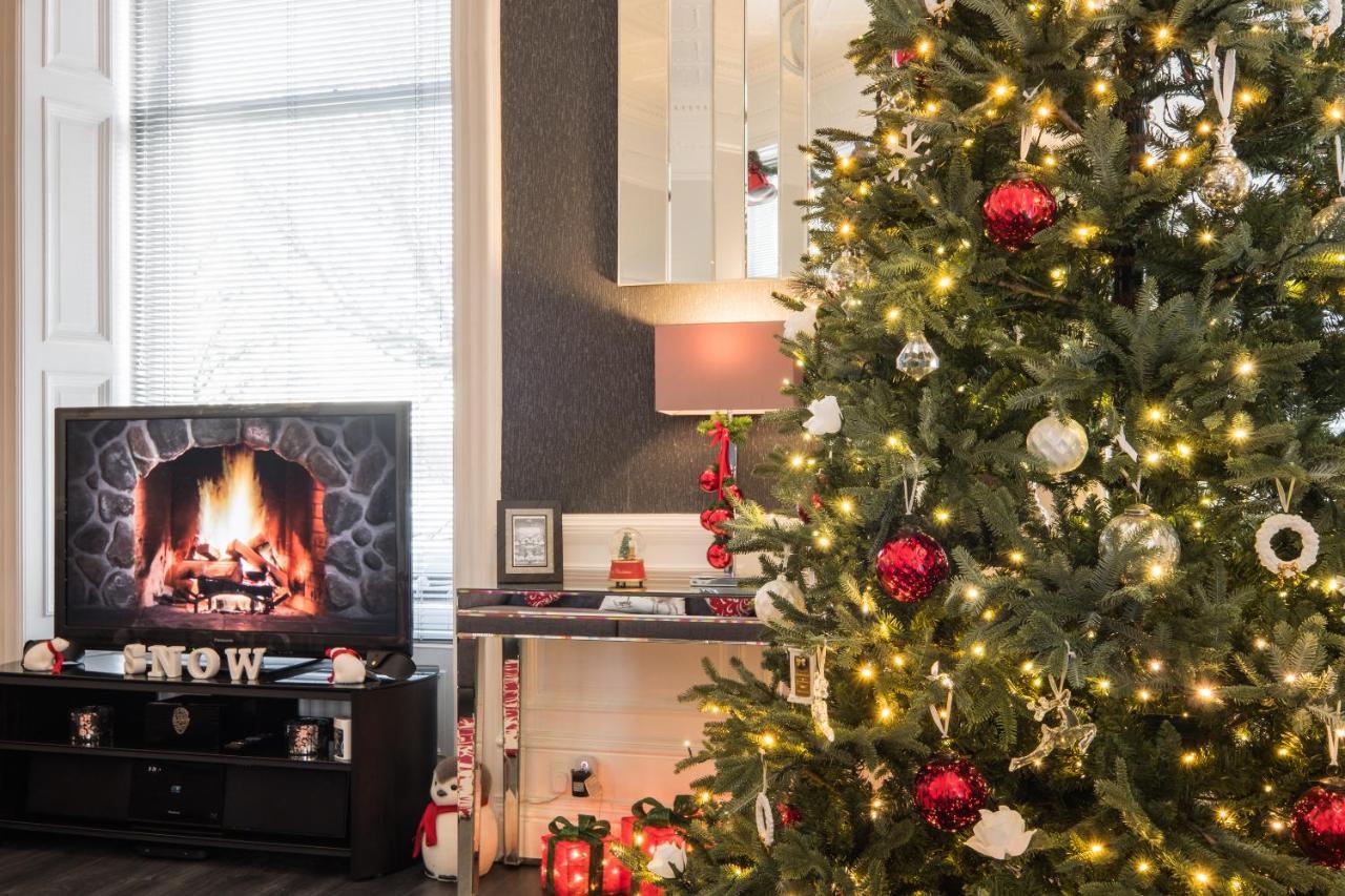 Marks At The Manor Luxury Riverside Apartments - Sleeps Up To 4, With Parking And Sky Tv Αμπερντήν Εξωτερικό φωτογραφία
